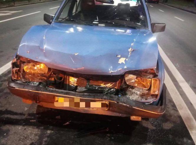 ДТП у Хмельницькому: на перехресті лоб у лоб зіштовхнулися автомобілі (ФОТО), фото №2 на сайті vsim.ua