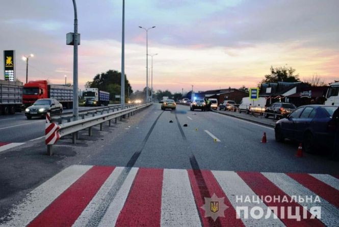 Новини Вінниці - фото з Важливе за вчора. Найцікавіші новини 24 жовтня, які ви могли пропустити У Вороновиці «на зебрі» легковик збив чоловіка. Потерпілий помер