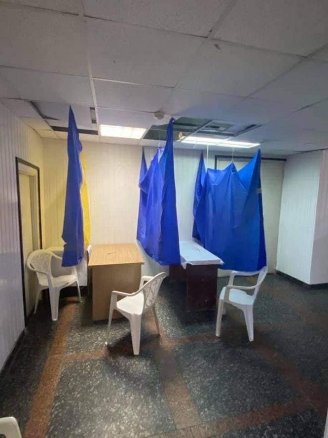 Вигляд виборчих дільниць у Житомирі – шокує. ФОТО, фото №2 на сайті 20minut.ua