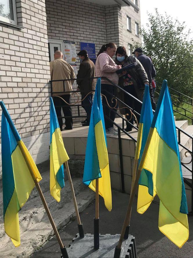 Новини Вінниці - фото з Непокоїть низька явка виборців і некомпетентність комісій, —  представник КВУ Владислав Телень Непокоїть низька явка виборців і некомпетентність комісій, —  представник КВУ Владислав Телень, фото №4 на сайті 20minut.ua