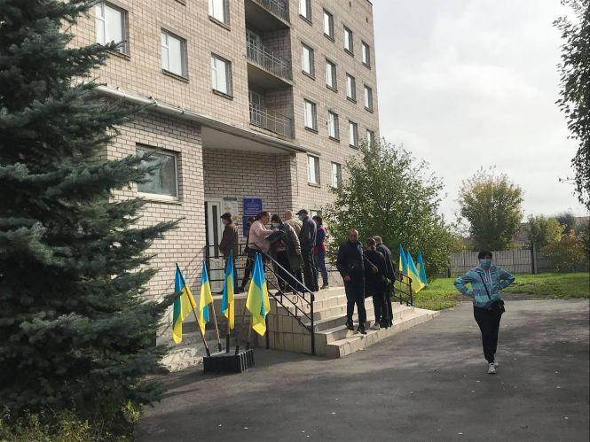 Новини Вінниці - фото з Непокоїть низька явка виборців і некомпетентність комісій, —  представник КВУ Владислав Телень Непокоїть низька явка виборців і некомпетентність комісій, —  представник КВУ Владислав Телень, фото №5 на сайті 20minut.ua