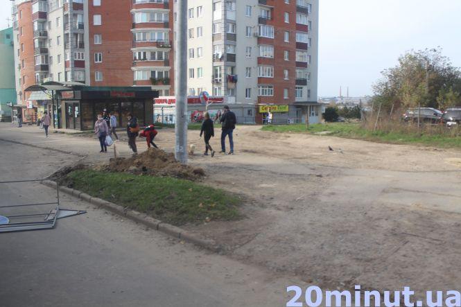 Новини Тернополя - фото з На Тарнавського триває розширення дороги. Чи є затори та чи може зупинятись громадський транспорт? На Тарнавського триває розширення дороги. Чи є затори та чи може зупинятись громадський транспорт?, фото №1 на сайті 20minut.ua