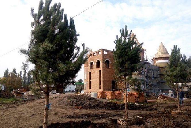 Новини Вінниці - фото з Ялинка, зодіаки, резиденція: Подільський зоопарк вже готують до новорічних свят Ялинка, зодіаки, резиденція: Подільський зоопарк вже готують до новорічних свят, фото №3 на сайті 20minut.ua