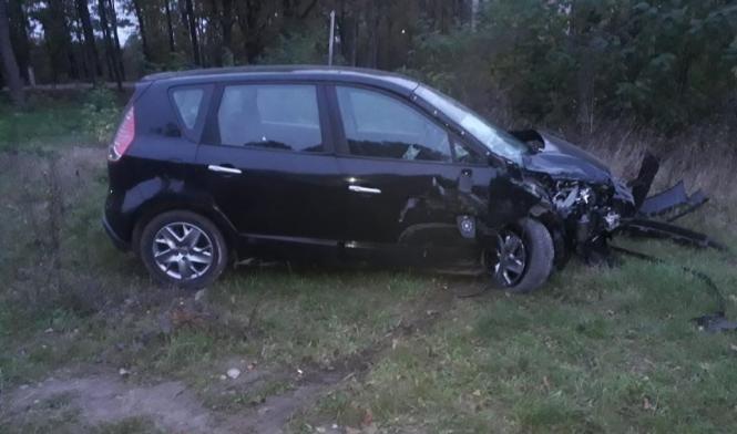 Новини Вінниці - фото з ДТП в Агрономічному: водій Renault на обгоні врізався у Sens. Є постраждалі ДТП в Агрономічному: водій Renault на обгоні врізався у Sens. Є постраждалі, фото №1 на сайті 20minut.ua