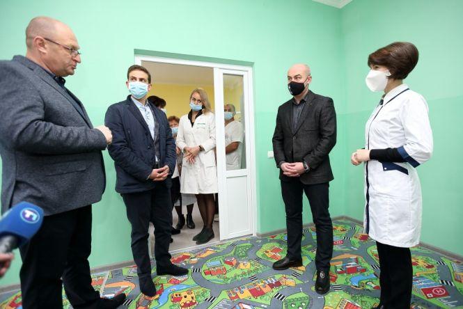 Новини Тернополя - фото з До та після: у оновленому реабілітаційному центрі Тернополя зможуть допомагати діткам зі всієї України До та після: у оновленому реабілітаційному центрі Тернополя зможуть допомагати діткам зі всієї України, фото №3 на сайті 20minut.ua