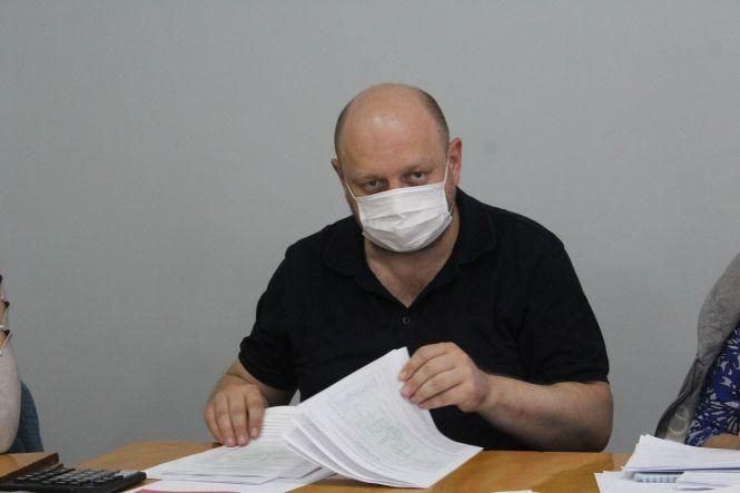 Новини Вінниці - фото з «Рахуємо голоси до ночі»: скільки бюлетенів вже опрацювали у ТВК «Рахуємо голоси до ночі»: скільки бюлетенів вже опрацювали у ТВК, фото №1 на сайті 20minut.ua