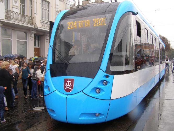 Новини Вінниці - фото з Екскурсія у вагоні «сліпа корова»: до іменин трамвая у Вінниці створили новий маршрут Екскурсія у вагоні «сліпа корова»: до іменин трамвая у Вінниці створили новий маршрут, фото №8 на сайті 20minut.ua