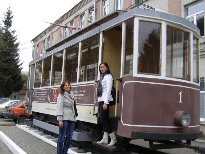 Новини Вінниці - фото з Екскурсія у вагоні «сліпа корова»: до іменин трамвая у Вінниці створили новий маршрут Екскурсія у вагоні «сліпа корова»: до іменин трамвая у Вінниці створили новий маршрут, фото №6 на сайті 20minut.ua