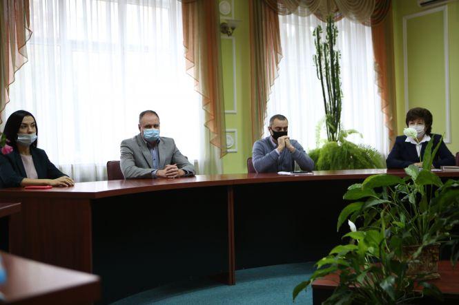 Новини Вінниці - фото з «Ми готові до перевірок», — ректорка Наталія Лазаренко про скандал навколо ВДПУ «Ми готові до перевірок», — ректорка Наталія Лазаренко про скандал навколо ВДПУ, фото №2 на сайті 20minut.ua