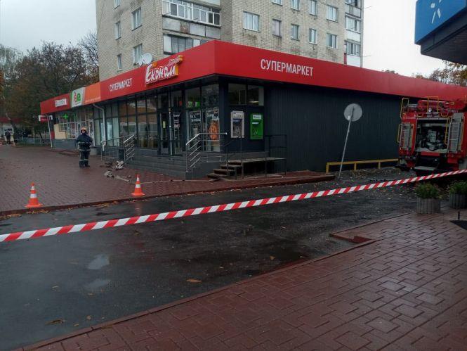 Новини Хмельницького - фото з На Інститутській знову шукають вибухівку (ФОТО) На Інститутській знову шукають вибухівку (ФОТО), фото №2 на сайті vsim.ua