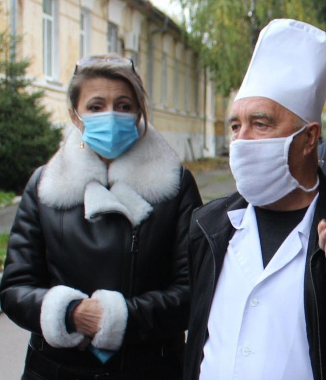 «Звільніть її з роботи!» Чи правда, що у госпіталі будуть лікувати хворих на коронавірус?, фото №7 на сайті 20minut.ua