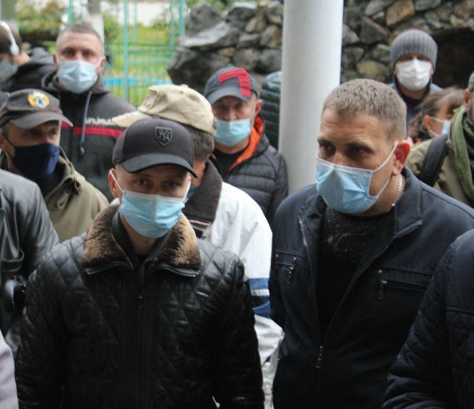 «Звільніть її з роботи!» Чи правда, що у госпіталі будуть лікувати хворих на коронавірус?, фото №6 на сайті 20minut.ua