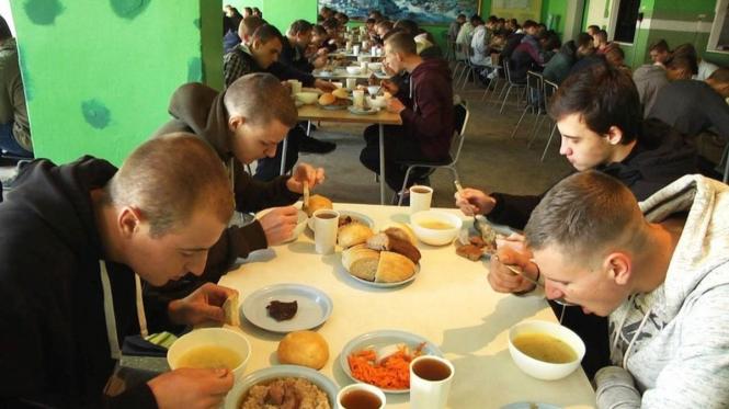 Новини Хмельницького - фото з Більше трьох сотень юнаків з Хмельниччини призвали на військову службу Більше трьох сотень юнаків з Хмельниччини призвали на військову службу, фото №1 на сайті vsim.ua