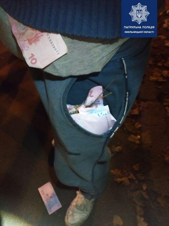 Новини Хмельницького - фото з У Хмельницькому чоловік вкрав 40 тисяч гривень з каси кав'ярні У Хмельницькому чоловік вкрав 40 тисяч гривень з каси кав'ярні, фото №1 на сайті vsim.ua