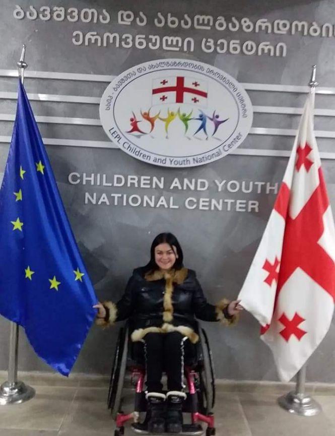 Новини Вінниці - фото з Після важкої травми хребта мала бути прикутою до ліжка, а вона танцює і водить авто Після важкої травми хребта мала бути прикутою до ліжка, а вона танцює і водить авто, фото №14 на сайті 20minut.ua