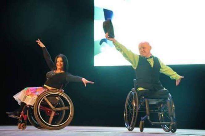 Новини Вінниці - фото з Після важкої травми хребта мала бути прикутою до ліжка, а вона танцює і водить авто Після важкої травми хребта мала бути прикутою до ліжка, а вона танцює і водить авто, фото №7 на сайті 20minut.ua