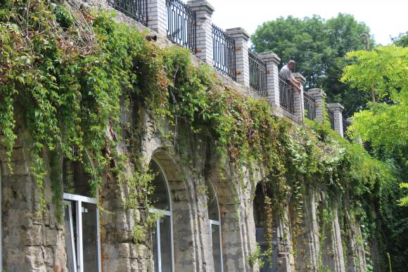 Новини Вінниці - фото з В Мурованих Курилівцях: палац, який цариця подарувала Комарам В Мурованих Курилівцях: палац, який цариця подарувала Комарам, фото №7 на сайті 20minut.ua