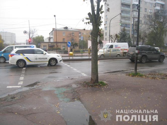 Новини Житомира - фото з У Бердичеві "Лексус" збив пішохода: чоловік у лікарні У Бердичеві "Лексус" збив пішохода: чоловік у лікарні, фото №1 на сайті 20minut.ua