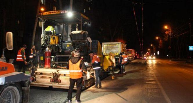 Новини Тернополя - фото з Оновлена дорога на Тарнавського обійдеться в 23 мільйони. Що вже зробили та коли завершать ремонт? Оновлена дорога на Тарнавського обійдеться в 23 мільйони. Що вже зробили та коли завершать ремонт?, фото №2 на сайті 20minut.ua