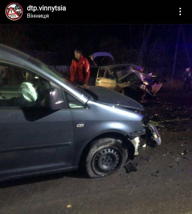 Новини Вінниці - фото з Зійшлися «лоб у лоб». У Барському районі сталася аварія з потерпілими Зійшлися «лоб у лоб». У Барському районі сталася аварія з потерпілими, фото №6 на сайті 20minut.ua