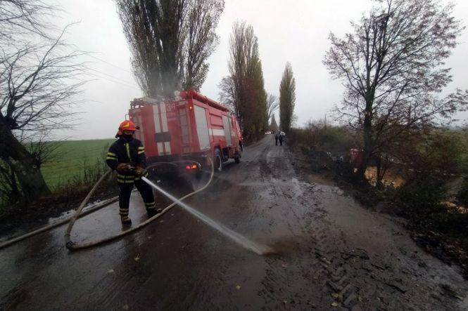 Новини Хмельницького - фото з На Хмельниччині перекинулась вантажівка На Хмельниччині перекинулась вантажівка, фото №1 на сайті vsim.ua