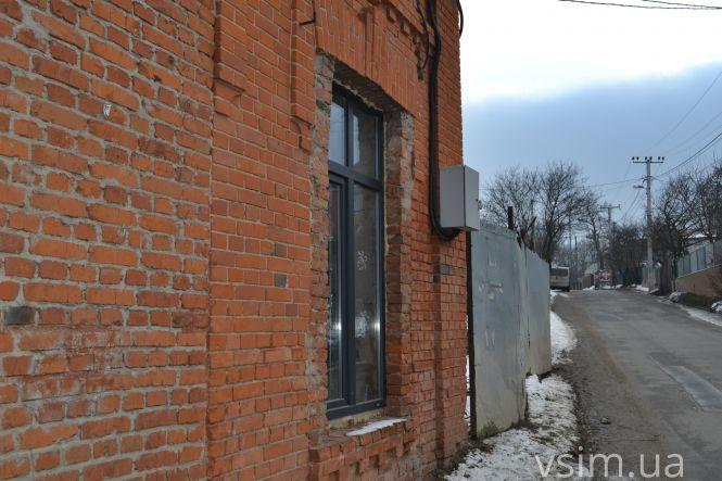 Новини Хмельницького - фото з «Народний дім» у Гречанах: як відновлюють польську історичну пам’ятку (ФОТО) «Народний дім» у Гречанах: як відновлюють польську історичну пам’ятку (ФОТО), фото №2 на сайті vsim.ua