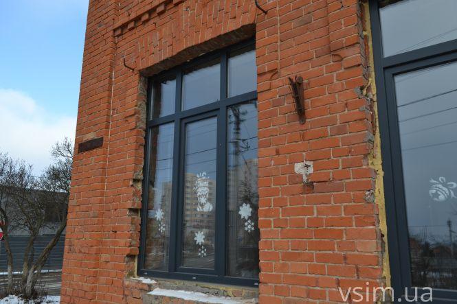 Новини Хмельницького - фото з «Народний дім» у Гречанах: як відновлюють польську історичну пам’ятку (ФОТО) «Народний дім» у Гречанах: як відновлюють польську історичну пам’ятку (ФОТО), фото №1 на сайті vsim.ua