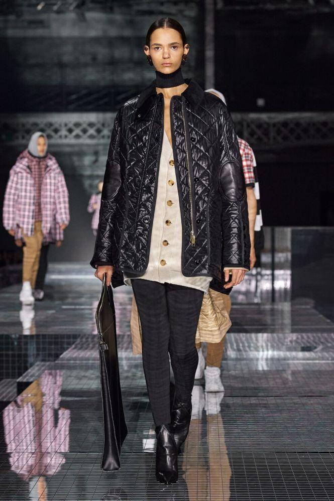 Новини Вінниці - фото з Яким має бути жіночий зимовий «прикид»? Тренди і антитреди холодного сезону Яким має бути жіночий зимовий «прикид»? Тренди і антитреди холодного сезону, фото №2 на сайті 20minut.ua