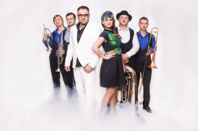 Новини Вінниці - фото з Зірка на ялинці. Якою буде вартість артистів на новорічно-карантинних корпоративах? Зірка на ялинці. Якою буде вартість артистів на новорічно-карантинних корпоративах?, фото №7 на сайті 20minut.ua