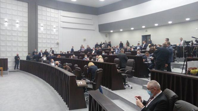 Новини Тернополя - фото з Перша сесія новообраної обласної ради: найцікавіші подробиці Перша сесія новообраної обласної ради: найцікавіші подробиці, фото №2 на сайті 20minut.ua