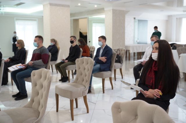 Новини Вінниці - фото з Для гідів, рестораторів і готельєрів: у Вінниці впроваджують стандарт гостинності Для гідів, рестораторів і готельєрів: у Вінниці впроваджують стандарт гостинності, фото №2 на сайті 20minut.ua