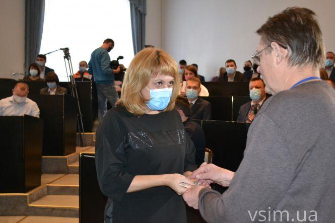 Присяга, молитва та перші рішення: як нова Хмельницька міська рада розпочала роботу (ФОТО, ВІДЕО), фото №19 на сайті vsim.ua