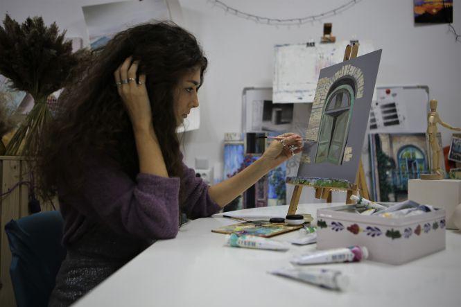 Новини Вінниці - фото з «У них не менше мистецтва, ніж в усьому іншому»: вінницька художниця, яка малює старовинні двері «У них не менше мистецтва, ніж в усьому іншому»: вінницька художниця, яка малює старовинні двері, фото №1 на сайті 20minut.ua