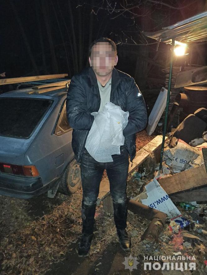 Новини Житомира - фото з Кримінальний масаж: у Житомирі чоловік побив і пограбував масажистку Кримінальний масаж: у Житомирі чоловік побив і пограбував масажистку, фото №1 на сайті 20minut.ua