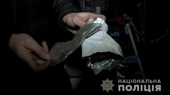 Новини Вінниці - фото з У Вінниці викрили банду, яка виготовляла та розповсюджувала амфетамін У Вінниці викрили банду, яка виготовляла та розповсюджувала амфетамін, фото №9 на сайті 20minut.ua