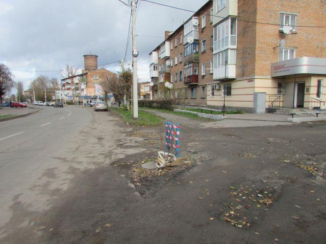 Новини Козятина - фото з Прогулянка Козятинщиною: «Стоячий поліцейський» на ПРБ, альтанка з об’явами та шкодні бобри Прогулянка Козятинщиною: «Стоячий поліцейський» на ПРБ, альтанка з об’явами та шкодні бобри, фото №5 на сайті 20minut.ua