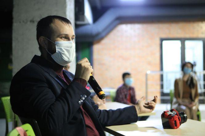 Новини Вінниці - фото з «Люди не мають забувати своєї історії». Вінницька родина зняла кінострічку про Голодомор «Люди не мають забувати своєї історії». Вінницька родина зняла кінострічку про Голодомор, фото №2 на сайті 20minut.ua