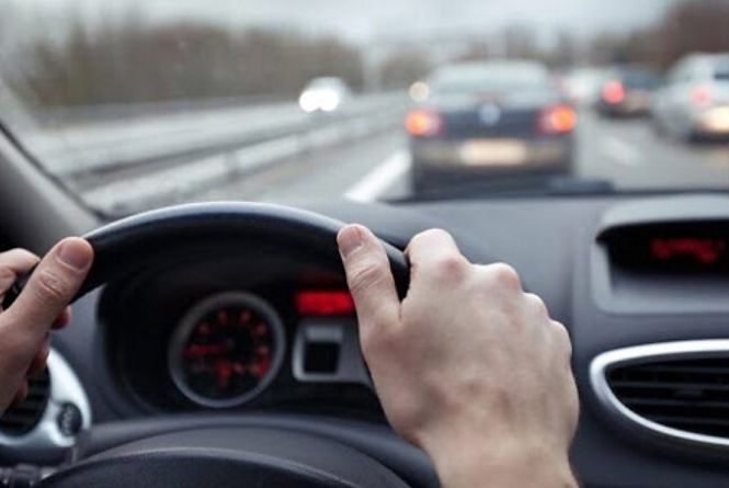 Новини Вінниці - фото з Важливе за вчора. Найцікавіші новини 29 листопада, які ви могли пропустити Пасок безпеки у таксі та пішоходи з світловідбивачами: які зміни внесли у Правила дорожнього руху