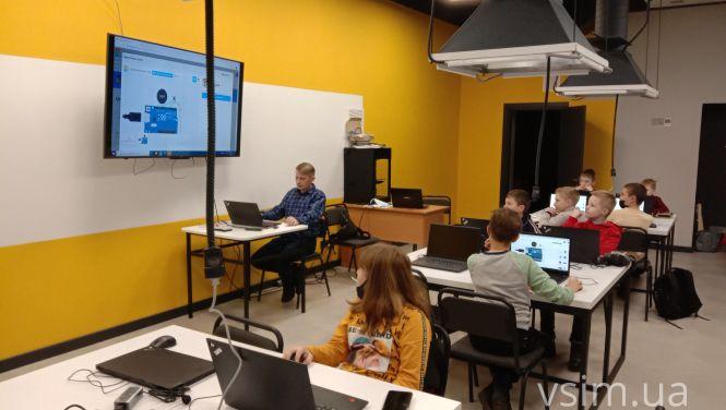 Новини Хмельницького - фото з Як працює гурток робототехніки у Хмельницькому (ФОТО, ВІДЕО) Як працює гурток робототехніки у Хмельницькому (ФОТО, ВІДЕО), фото №12 на сайті vsim.ua