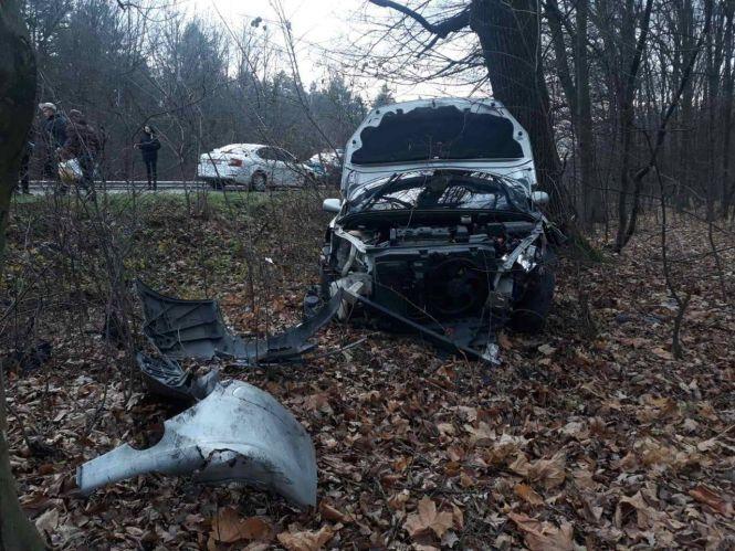 «Коли везли в лікарню, бідкалася, що розбила батькову машину». Гвардієць врятував 19-річну дівчину, фото №2 на сайті 20minut.ua