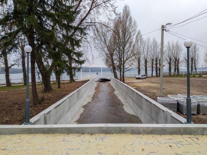 Новини Тернополя - фото з У Тернополі завершують реконструкцію дощового колектора в парку Шевченка. Що залишилося зробити?