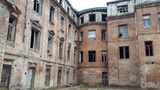 Новини Вінниці - фото з Недобуд на Соборній готують до продажу. Рішення приймуть в 2021 році Недобуд на Соборній готують до продажу. Рішення приймуть в 2021 році, фото №5 на сайті 20minut.ua