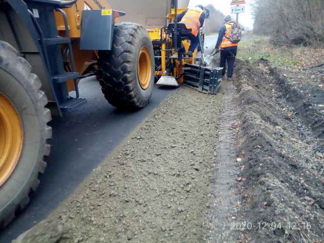 Новини Хмельницького - фото з На Хмельниччині відремонтували ще майже 70 кілометрів дороги Р-48 (ФОТО) На Хмельниччині відремонтували ще майже 70 кілометрів дороги Р-48 (ФОТО), фото №1 на сайті vsim.ua