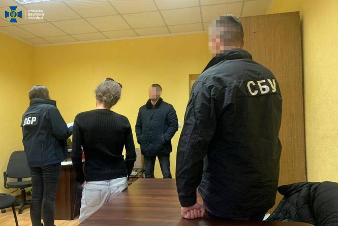 Новини Вінниці - фото з Важливе за вчора. Найцікавіші новини 7 грудня, які ви могли пропустити Співробітники СБУ зловили податківця на оборудках зі спиртом