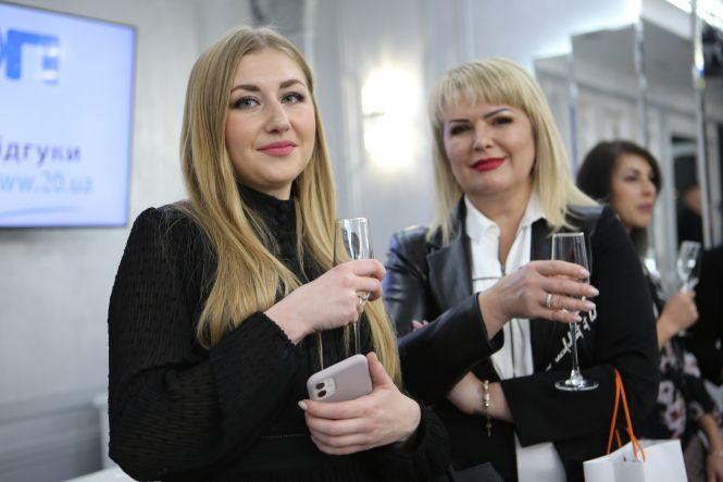 Новини Вінниці - фото з «Народний Бренд 2020»: як пройшло вручення нагород переможцям «Народний Бренд 2020»: як пройшло вручення нагород переможцям, фото №8 на сайті 20minut.ua