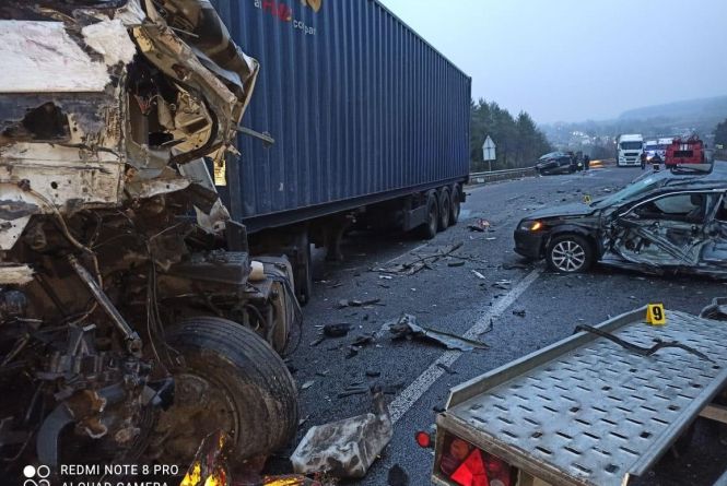 Новини Вінниці - фото з Важливе за вчора. Найцікавіші новини 12 грудня, які ви могли пропустити Смертельна ДТП біля Вороновиці: у поліції розповіли перші подробиці
