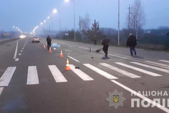 Новини Вінниці - фото з Важливе за вчора. Найцікавіші новини 12 грудня, які ви могли пропустити В Калинівці збили велосипедиста. Водій спішив до родички, яка потрапила в ДТП неподалік