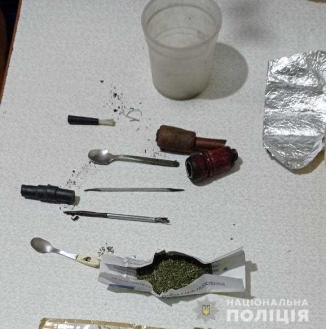 Новини Вінниці - фото з У Вінниці КОРДівці накрили банду, яка продавала важкі наркотики У Вінниці КОРДівці накрили банду, яка продавала важкі наркотики, фото №12 на сайті 20minut.ua