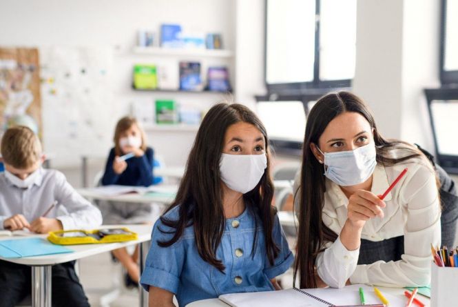 Новини Вінниці - фото з Важливе за вчора. Найцікавіші новини 16 грудня, які ви могли пропустити Школи Вінниці працюватимуть по 31 грудня, далі — канікули. ОПИТУВАННЯ