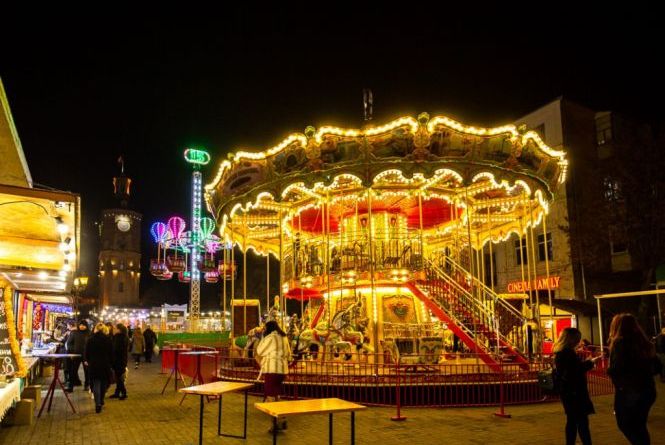 Новини Вінниці - фото з Важливе за вчора. Найцікавіші новини 17 грудня, які ви могли пропустити Різдвяного ярмарку на Європейській площі не буде. Мерія відповіла на петицію